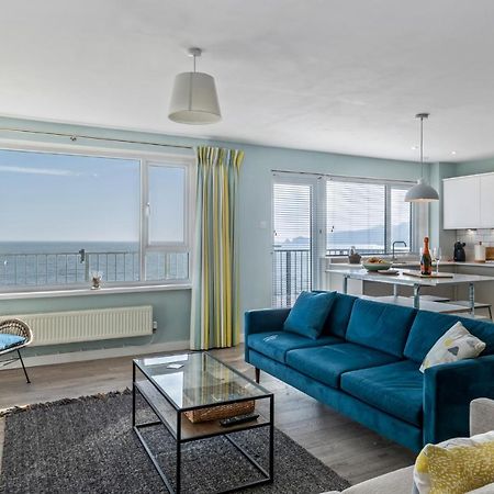 Dolphins Apartment - Spectacular Sea Views Saundersfoot Exterior photo